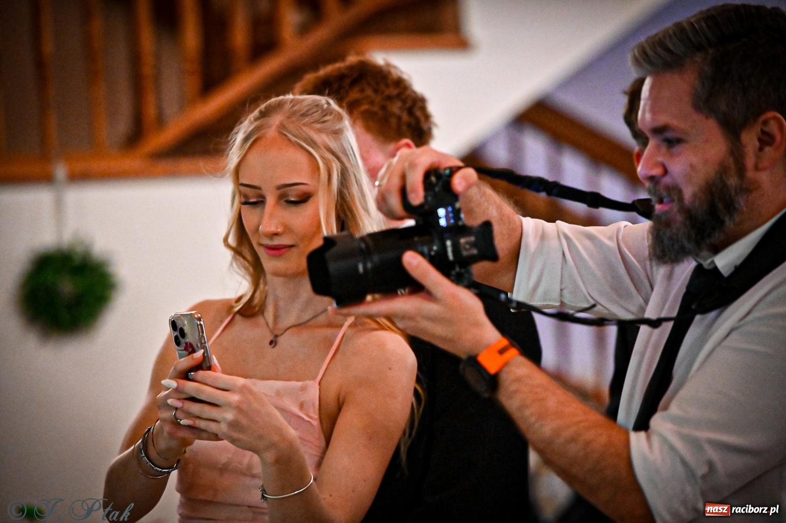 Zdjęcie w galerii na portalu naszraciborz.pl: Poloneza czas zacząć! Studniówka ZSOMS w Raciborzu [FOTO i WIDEO] wiadomości z regionu