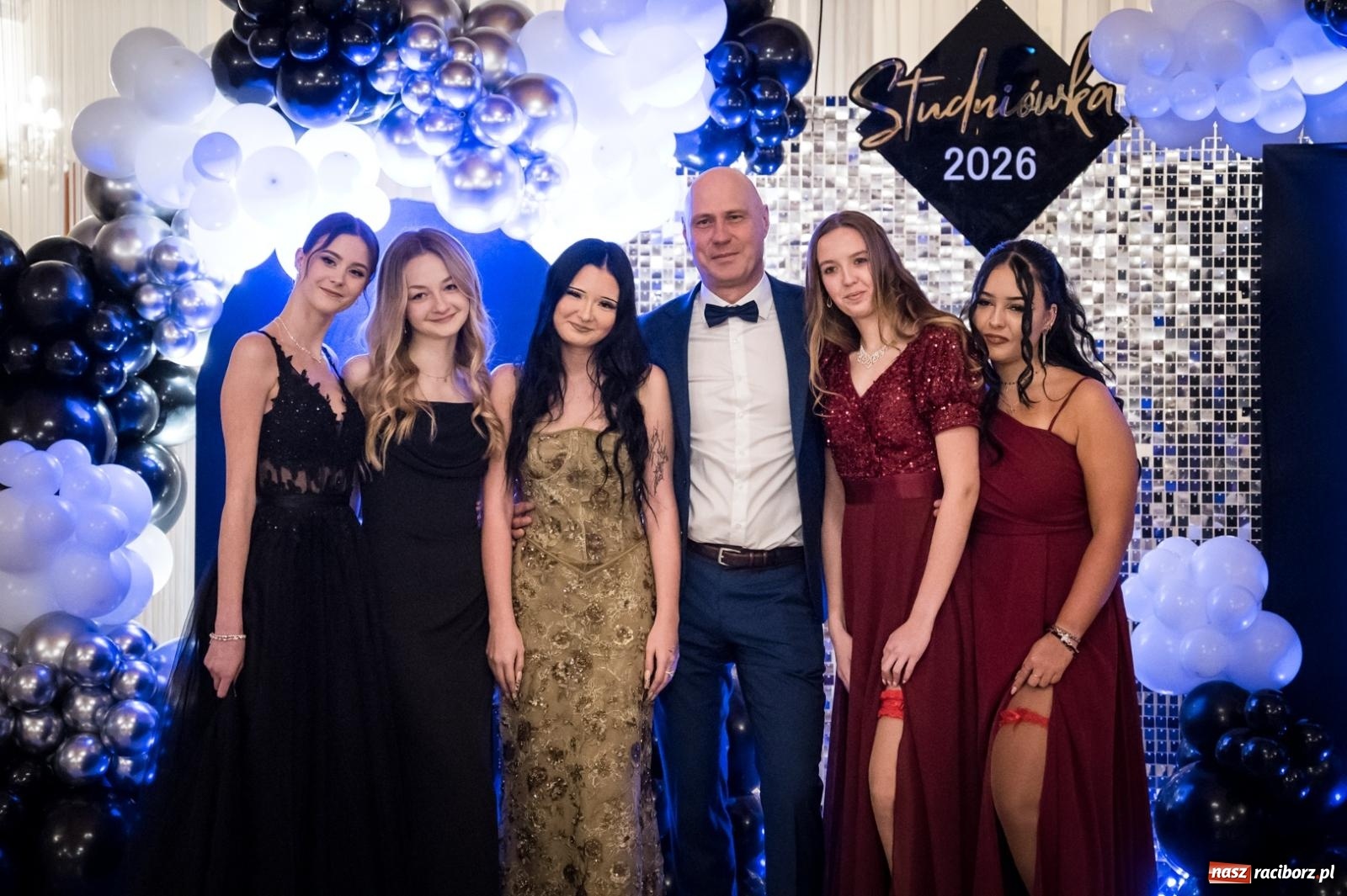 Zdjęcie w galerii na portalu naszraciborz.pl: Zdjęcia na bis. Sportowo-mundurowa studniówka ZSOMS [FOTO i WIDEO] wiadomości z regionu