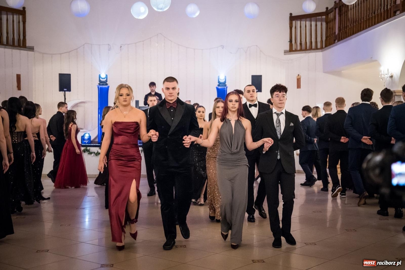 Zdjęcie w galerii na portalu naszraciborz.pl: Zdjęcia na bis. Sportowo-mundurowa studniówka ZSOMS [FOTO i WIDEO] wiadomości z regionu