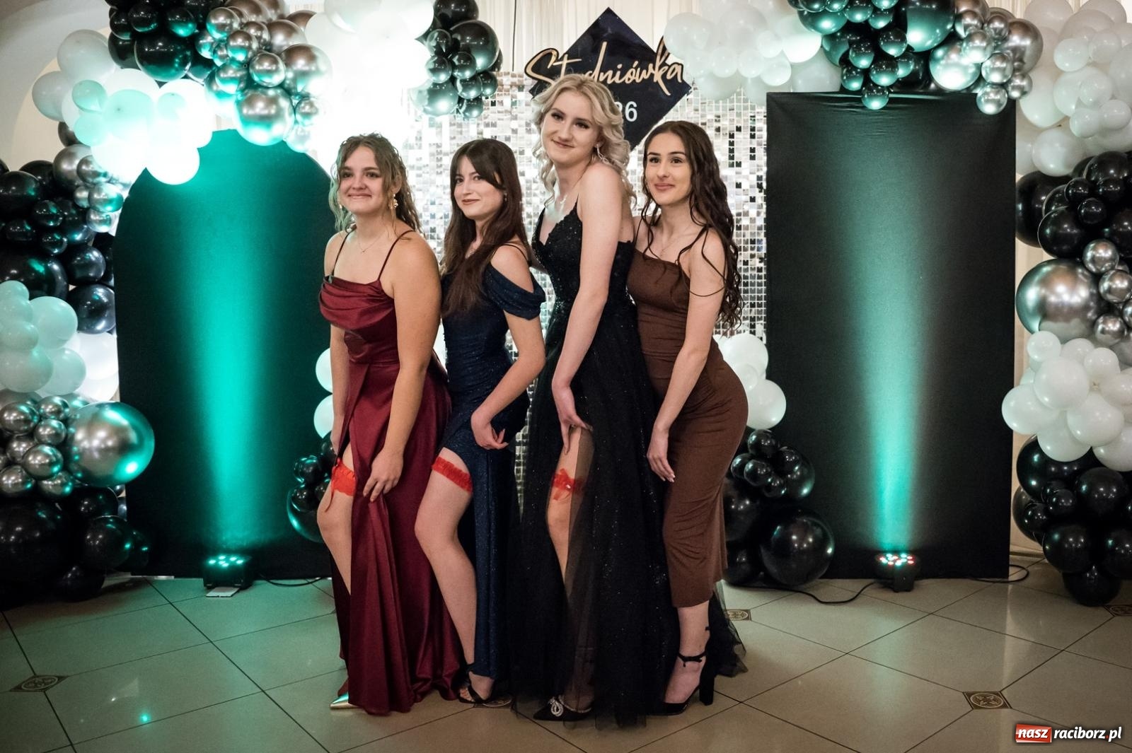 Zdjęcie w galerii na portalu naszraciborz.pl: Zdjęcia na bis. Sportowo-mundurowa studniówka ZSOMS [FOTO i WIDEO] wiadomości z regionu