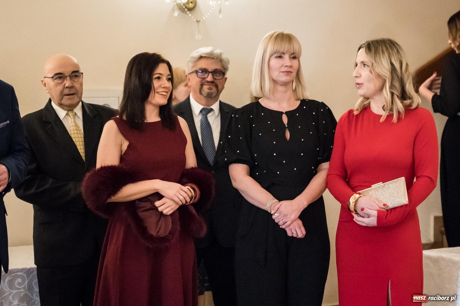 Zdjęcie w galerii na portalu naszraciborz.pl: Zdjęcia na bis. Sportowo-mundurowa studniówka ZSOMS [FOTO i WIDEO] wiadomości z regionu