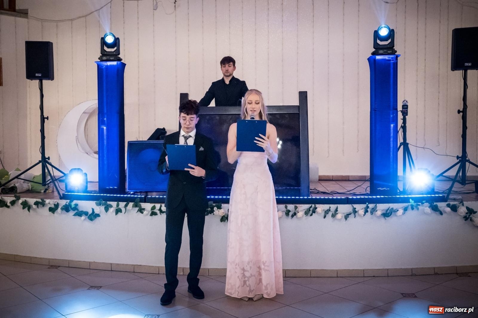 Zdjęcie w galerii na portalu naszraciborz.pl: Zdjęcia na bis. Sportowo-mundurowa studniówka ZSOMS [FOTO i WIDEO] wiadomości z regionu