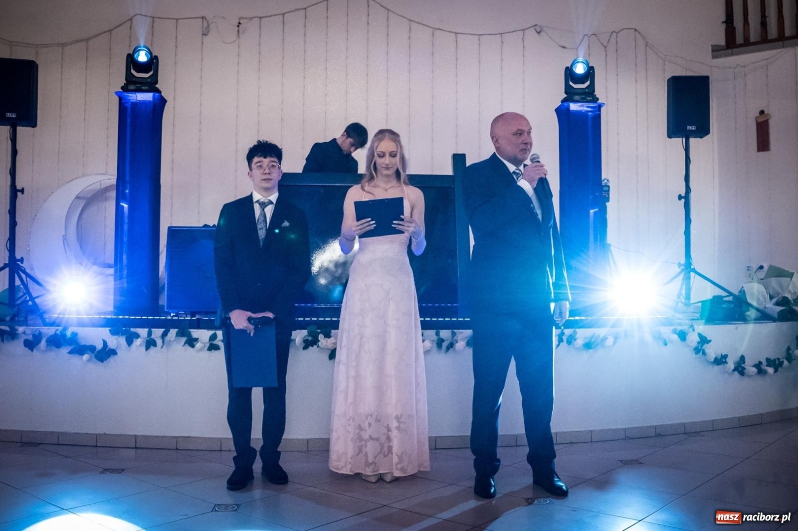 Zdjęcie w galerii na portalu naszraciborz.pl: Zdjęcia na bis. Sportowo-mundurowa studniówka ZSOMS [FOTO i WIDEO] wiadomości z regionu