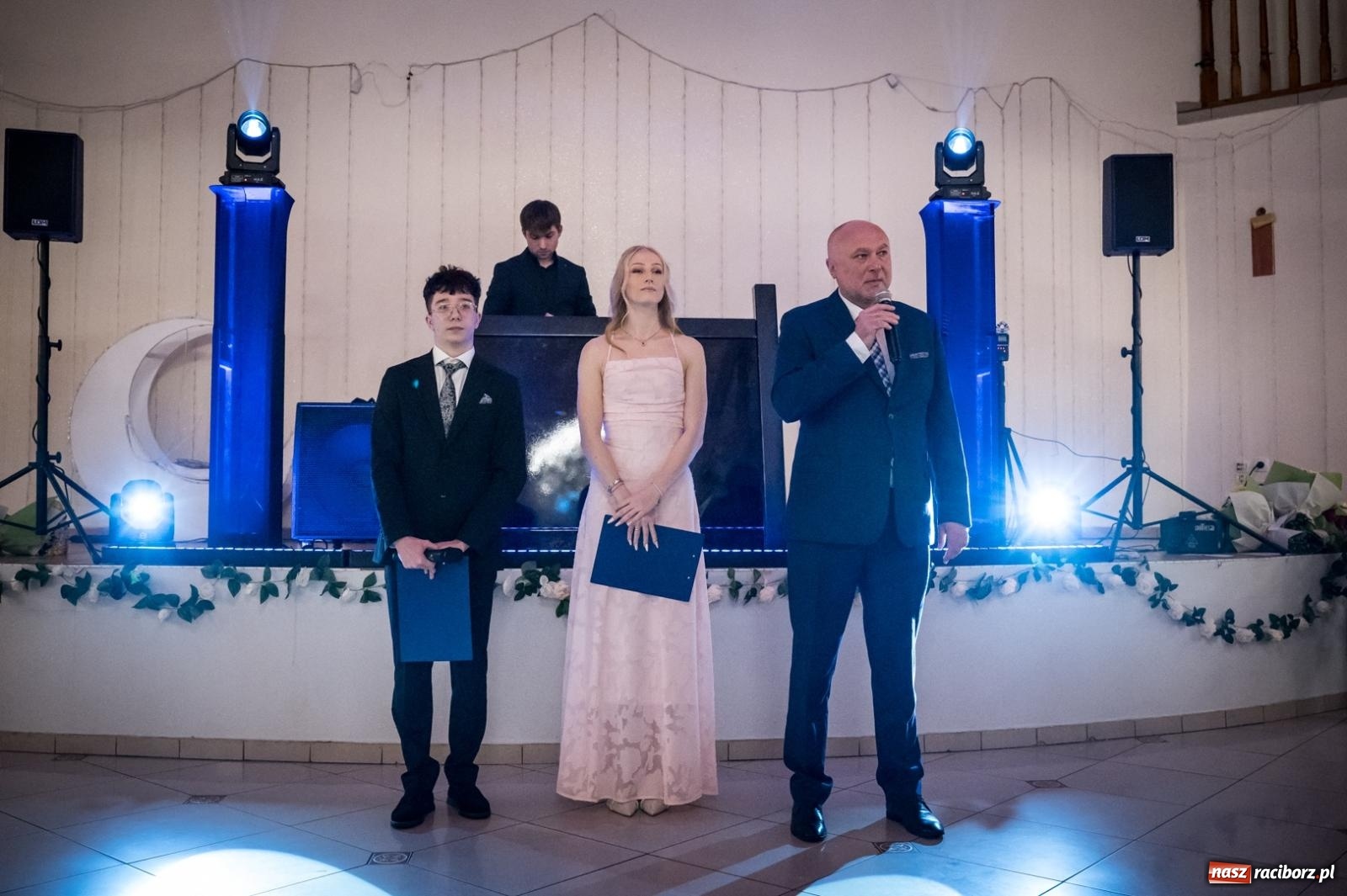 Zdjęcie w galerii na portalu naszraciborz.pl: Zdjęcia na bis. Sportowo-mundurowa studniówka ZSOMS [FOTO i WIDEO] wiadomości z regionu