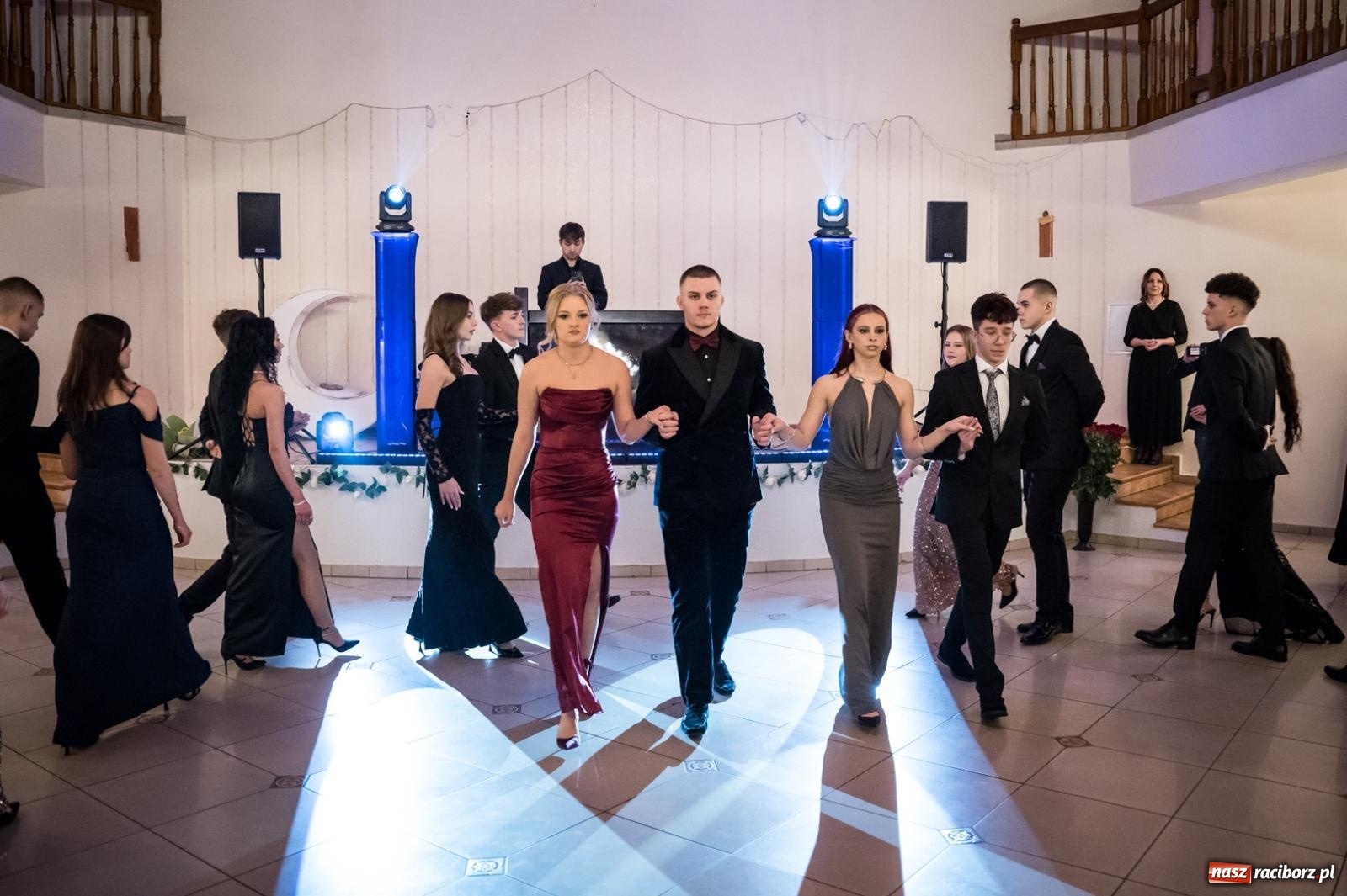 Zdjęcie w galerii na portalu naszraciborz.pl: Zdjęcia na bis. Sportowo-mundurowa studniówka ZSOMS [FOTO i WIDEO] wiadomości z regionu