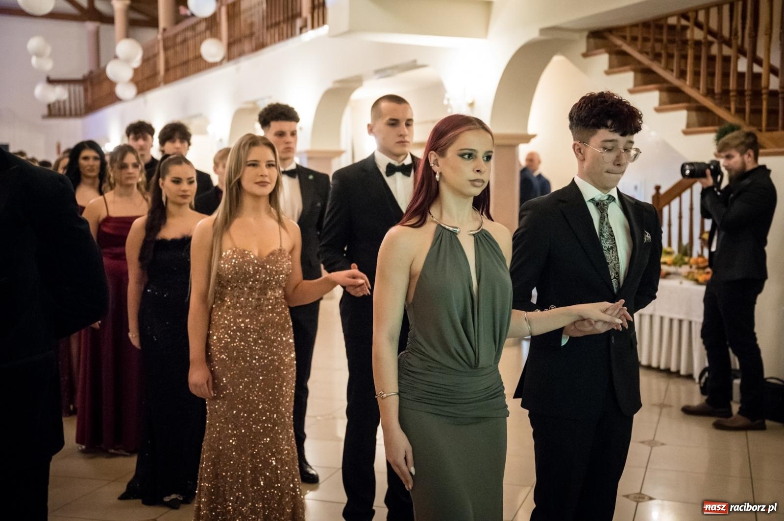 Zdjęcie w galerii na portalu naszraciborz.pl: Zdjęcia na bis. Sportowo-mundurowa studniówka ZSOMS [FOTO i WIDEO] wiadomości z regionu