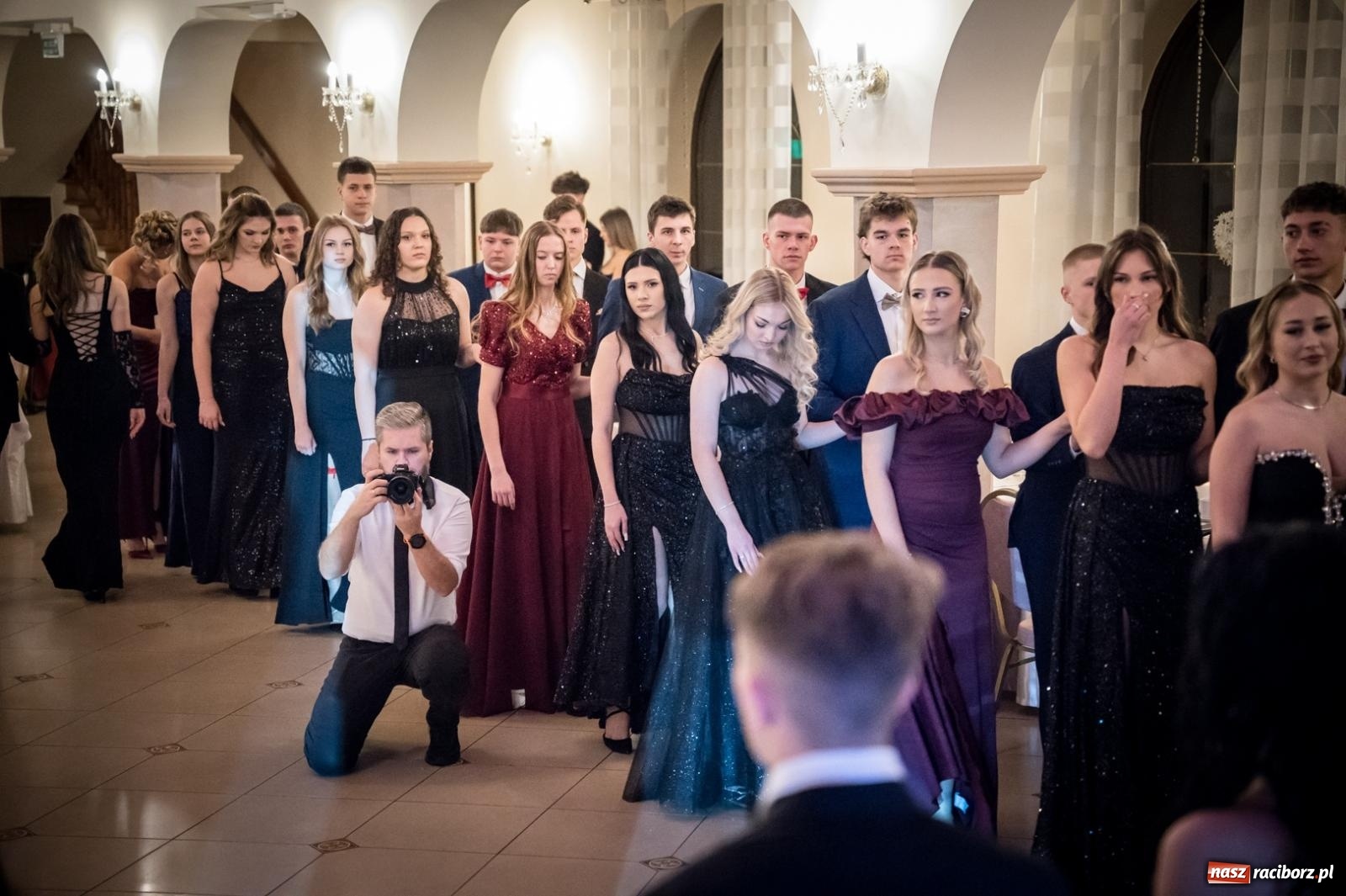 Zdjęcie w galerii na portalu naszraciborz.pl: Zdjęcia na bis. Sportowo-mundurowa studniówka ZSOMS [FOTO i WIDEO] wiadomości z regionu