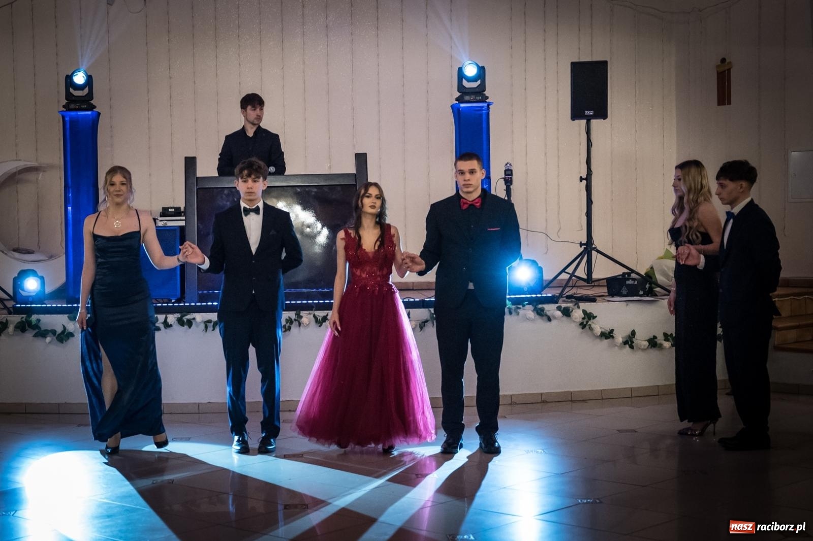 Zdjęcie w galerii na portalu naszraciborz.pl: Zdjęcia na bis. Sportowo-mundurowa studniówka ZSOMS [FOTO i WIDEO] wiadomości z regionu