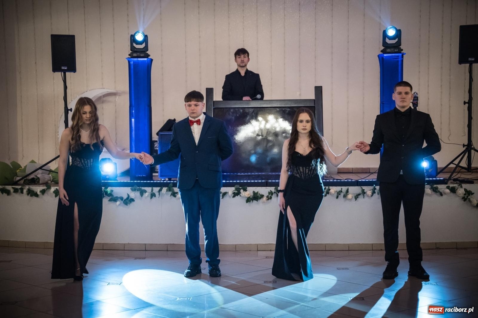 Zdjęcie w galerii na portalu naszraciborz.pl: Zdjęcia na bis. Sportowo-mundurowa studniówka ZSOMS [FOTO i WIDEO] wiadomości z regionu