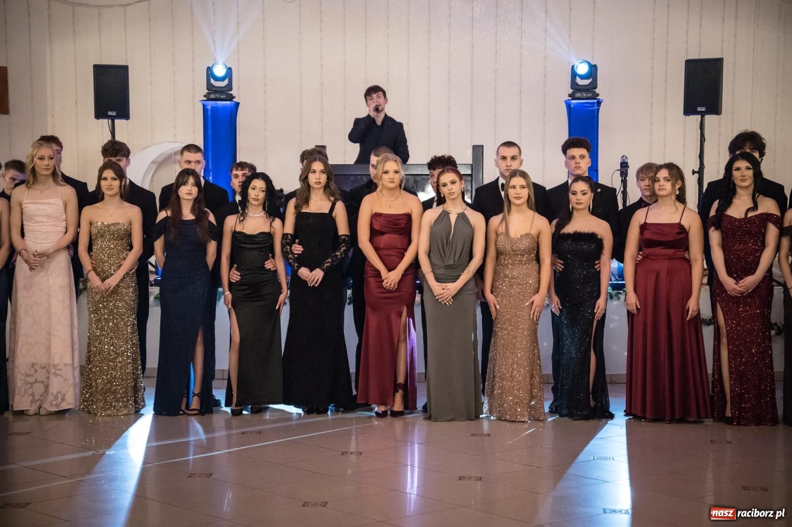 Zdjęcie w galerii na portalu naszraciborz.pl: Zdjęcia na bis. Sportowo-mundurowa studniówka ZSOMS [FOTO i WIDEO] wiadomości z regionu