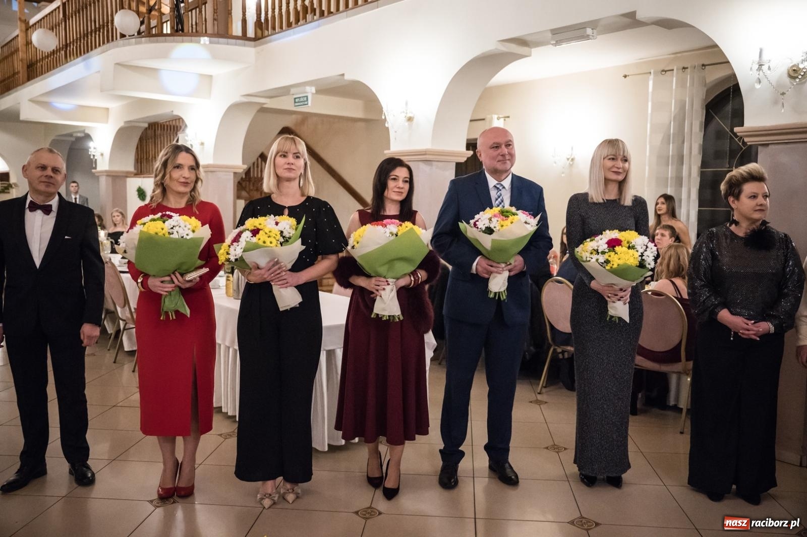 Zdjęcie w galerii na portalu naszraciborz.pl: Zdjęcia na bis. Sportowo-mundurowa studniówka ZSOMS [FOTO i WIDEO] wiadomości z regionu