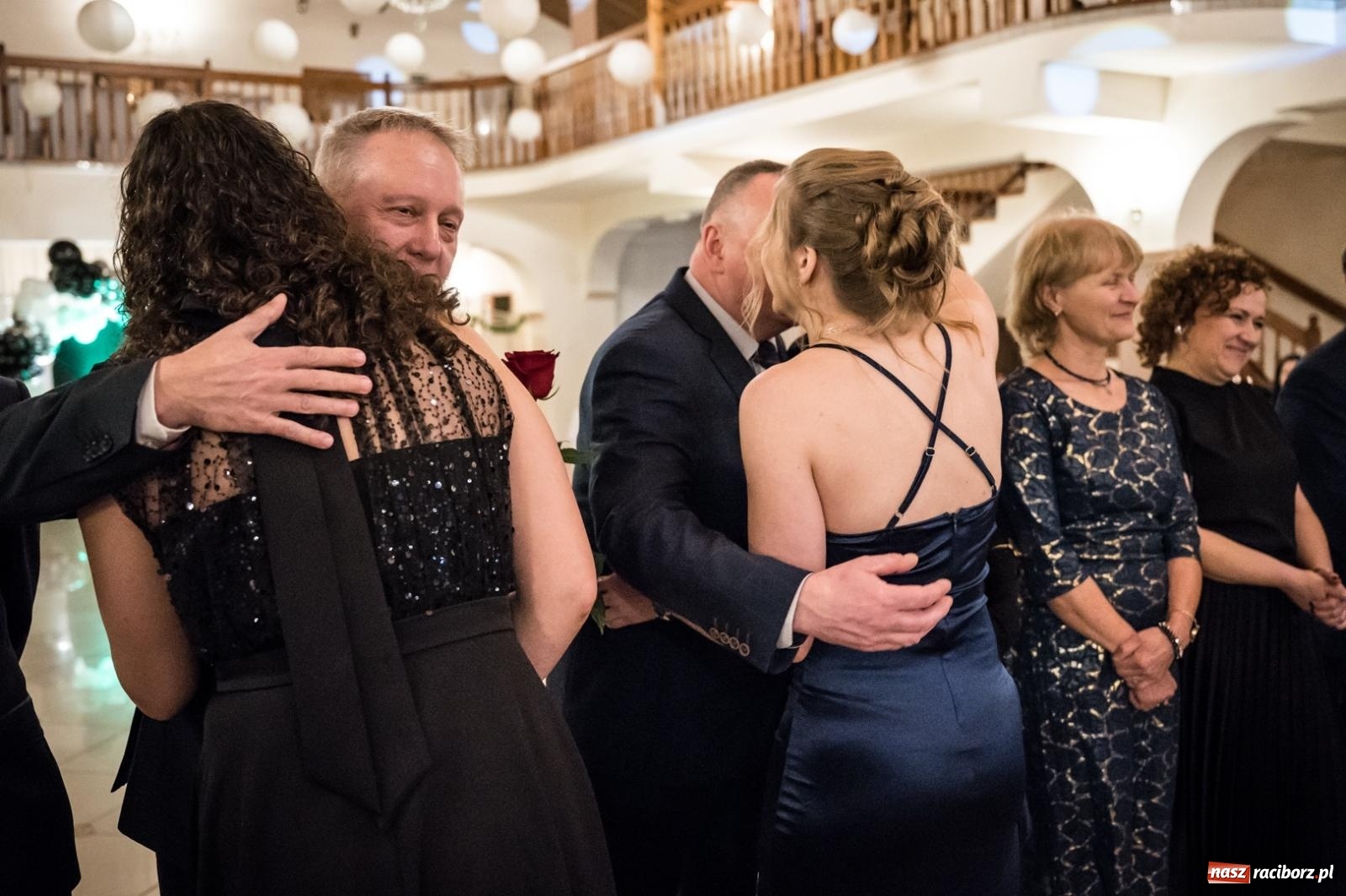 Zdjęcie w galerii na portalu naszraciborz.pl: Zdjęcia na bis. Sportowo-mundurowa studniówka ZSOMS [FOTO i WIDEO] wiadomości z regionu