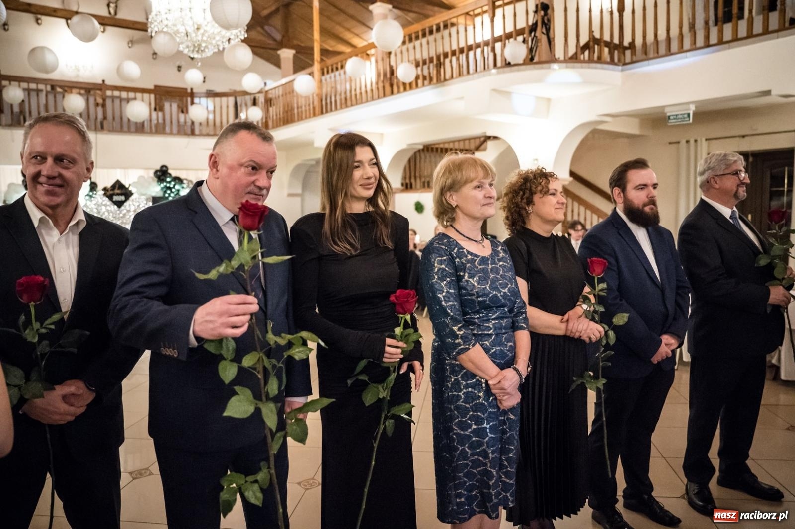 Zdjęcie w galerii na portalu naszraciborz.pl: Zdjęcia na bis. Sportowo-mundurowa studniówka ZSOMS [FOTO i WIDEO] wiadomości z regionu