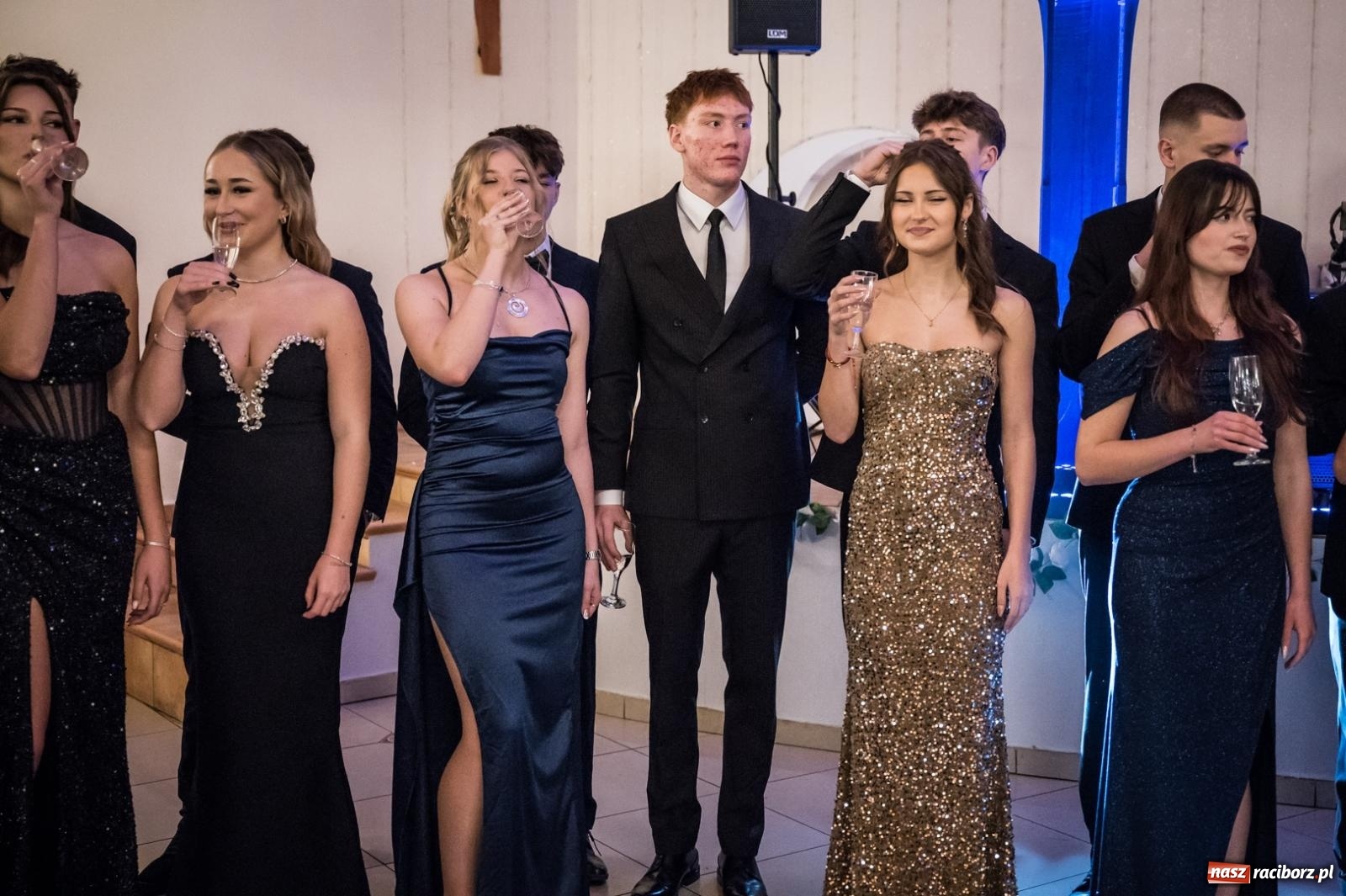 Zdjęcie w galerii na portalu naszraciborz.pl: Zdjęcia na bis. Sportowo-mundurowa studniówka ZSOMS [FOTO i WIDEO] wiadomości z regionu