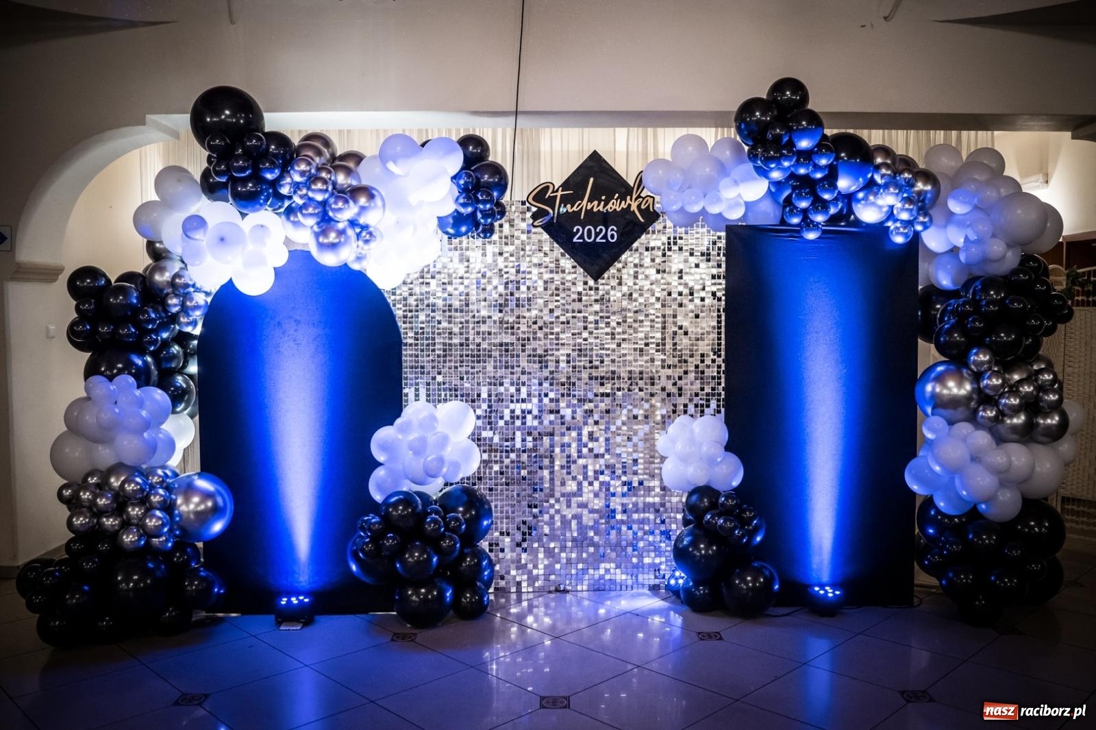 Zdjęcie w galerii na portalu naszraciborz.pl: Zdjęcia na bis. Sportowo-mundurowa studniówka ZSOMS [FOTO i WIDEO] wiadomości z regionu