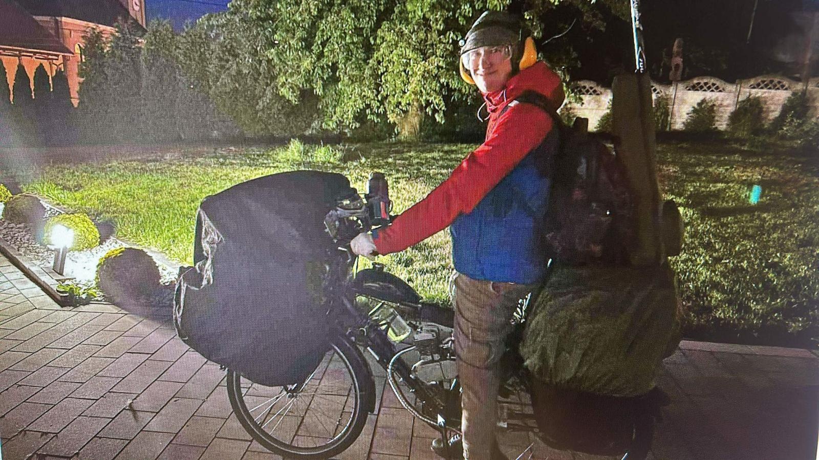 Zdjęcie w galerii na portalu naszraciborz.pl: Zaginął 21-letni Piotr Dominiak. Policja w Raciborzu prowadzi poszukiwania wiadomości z regionu