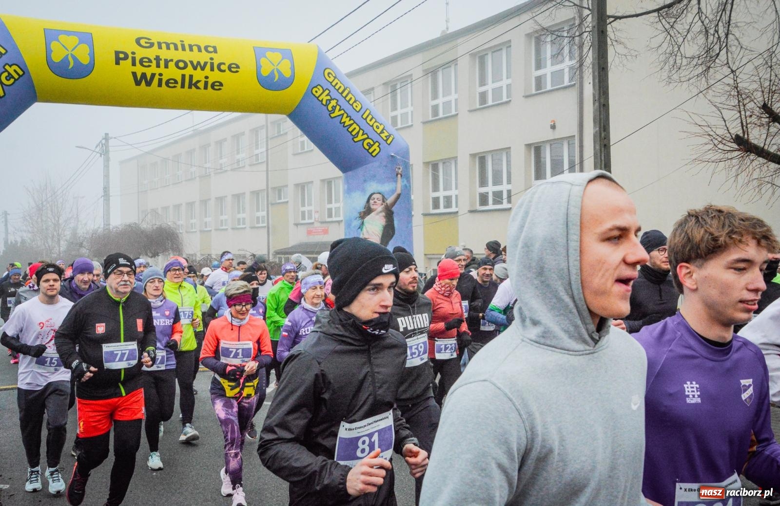 Zdjęcie w galerii na portalu naszraciborz.pl: X Eko Cross po Ziemi Pietrowickiej przyciągnął ponad 200 biegaczy [FOTO i WIDEO] wiadomości z regionu