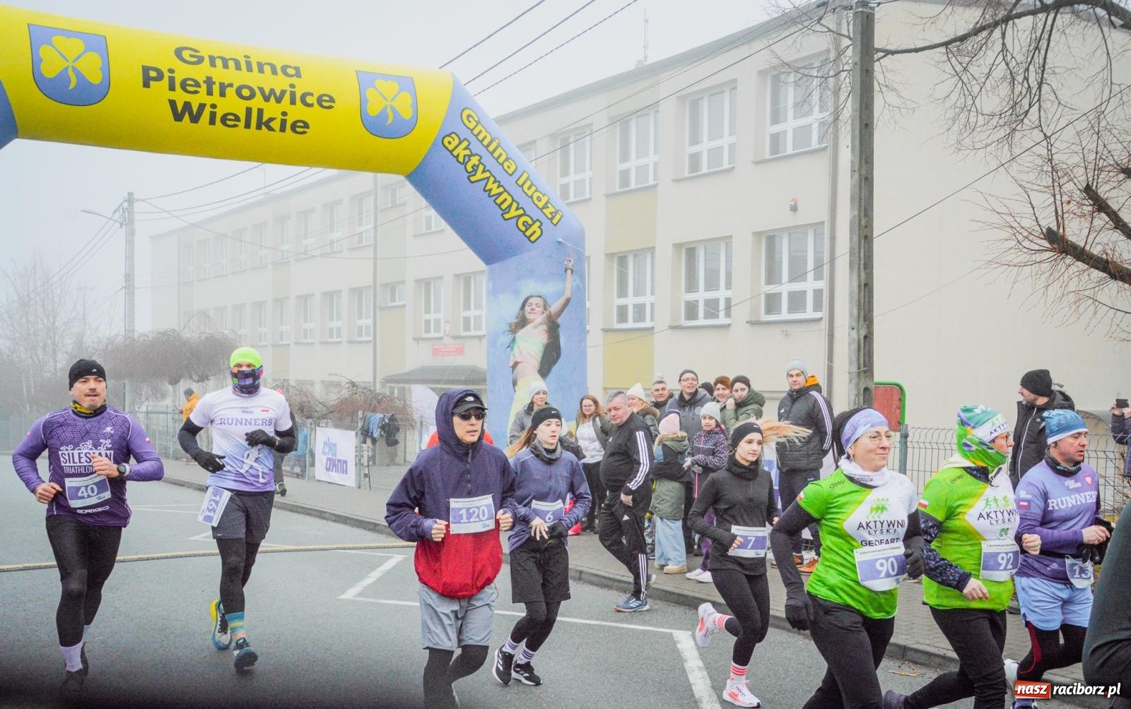 Zdjęcie w galerii na portalu naszraciborz.pl: X Eko Cross po Ziemi Pietrowickiej przyciągnął ponad 200 biegaczy [FOTO i WIDEO] wiadomości z regionu