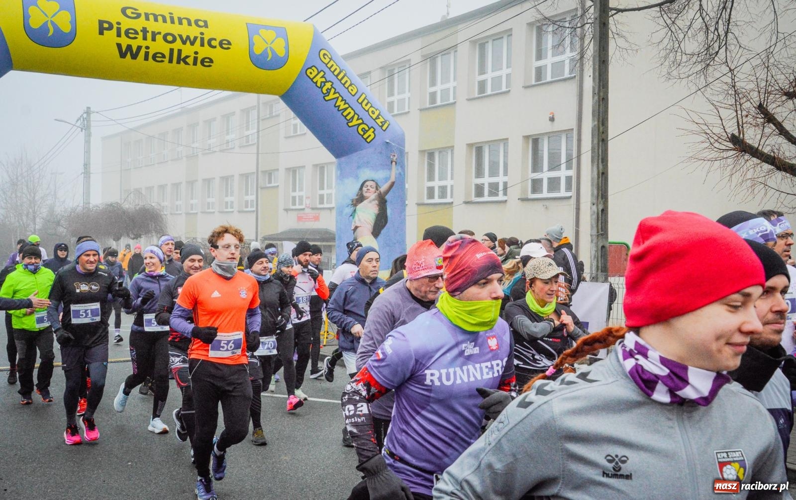 Zdjęcie w galerii na portalu naszraciborz.pl: X Eko Cross po Ziemi Pietrowickiej przyciągnął ponad 200 biegaczy [FOTO i WIDEO] wiadomości z regionu