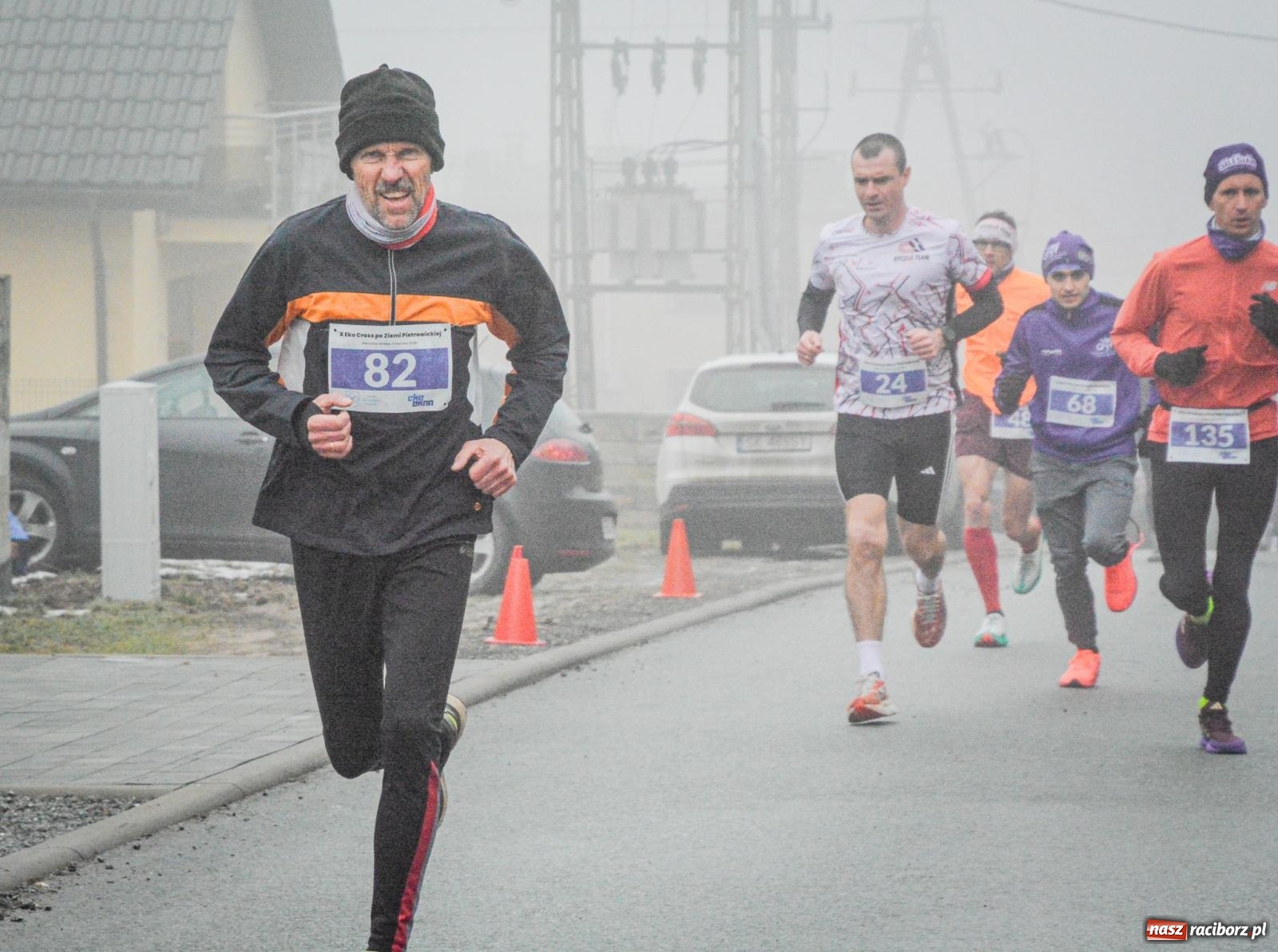 Zdjęcie w galerii na portalu naszraciborz.pl: X Eko Cross po Ziemi Pietrowickiej przyciągnął ponad 200 biegaczy [FOTO i WIDEO] wiadomości z regionu
