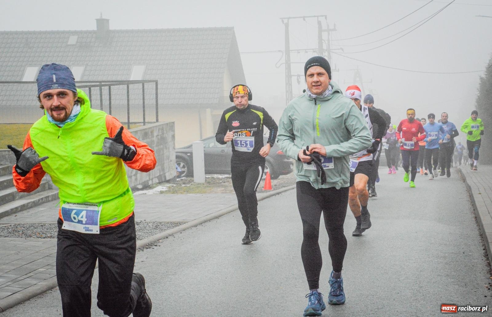 Zdjęcie w galerii na portalu naszraciborz.pl: X Eko Cross po Ziemi Pietrowickiej przyciągnął ponad 200 biegaczy [FOTO i WIDEO] wiadomości z regionu