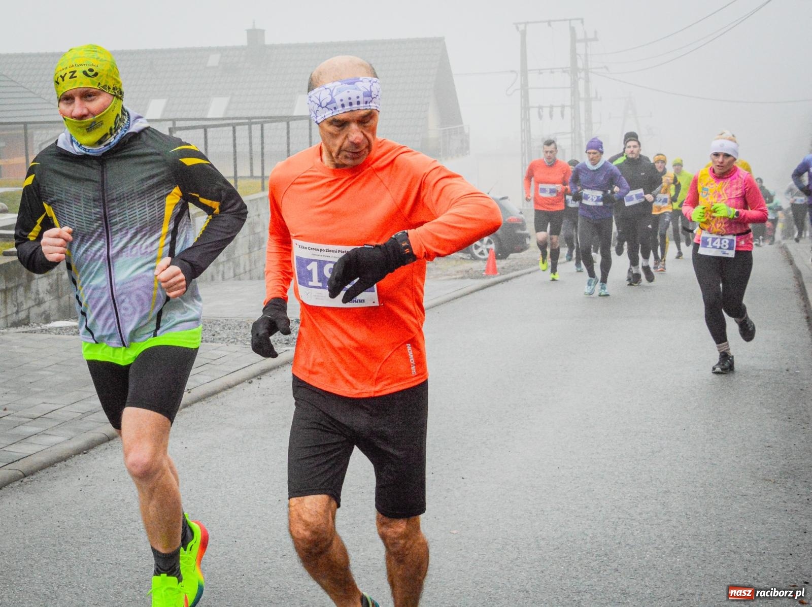 Zdjęcie w galerii na portalu naszraciborz.pl: X Eko Cross po Ziemi Pietrowickiej przyciągnął ponad 200 biegaczy [FOTO i WIDEO] wiadomości z regionu
