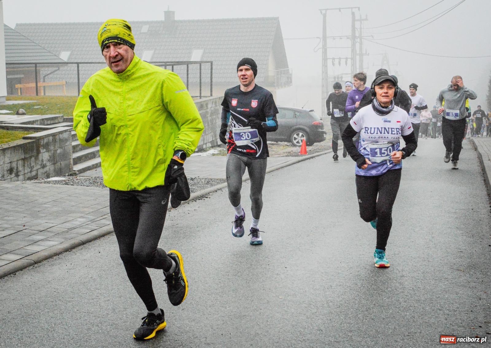Zdjęcie w galerii na portalu naszraciborz.pl: X Eko Cross po Ziemi Pietrowickiej przyciągnął ponad 200 biegaczy [FOTO i WIDEO] wiadomości z regionu