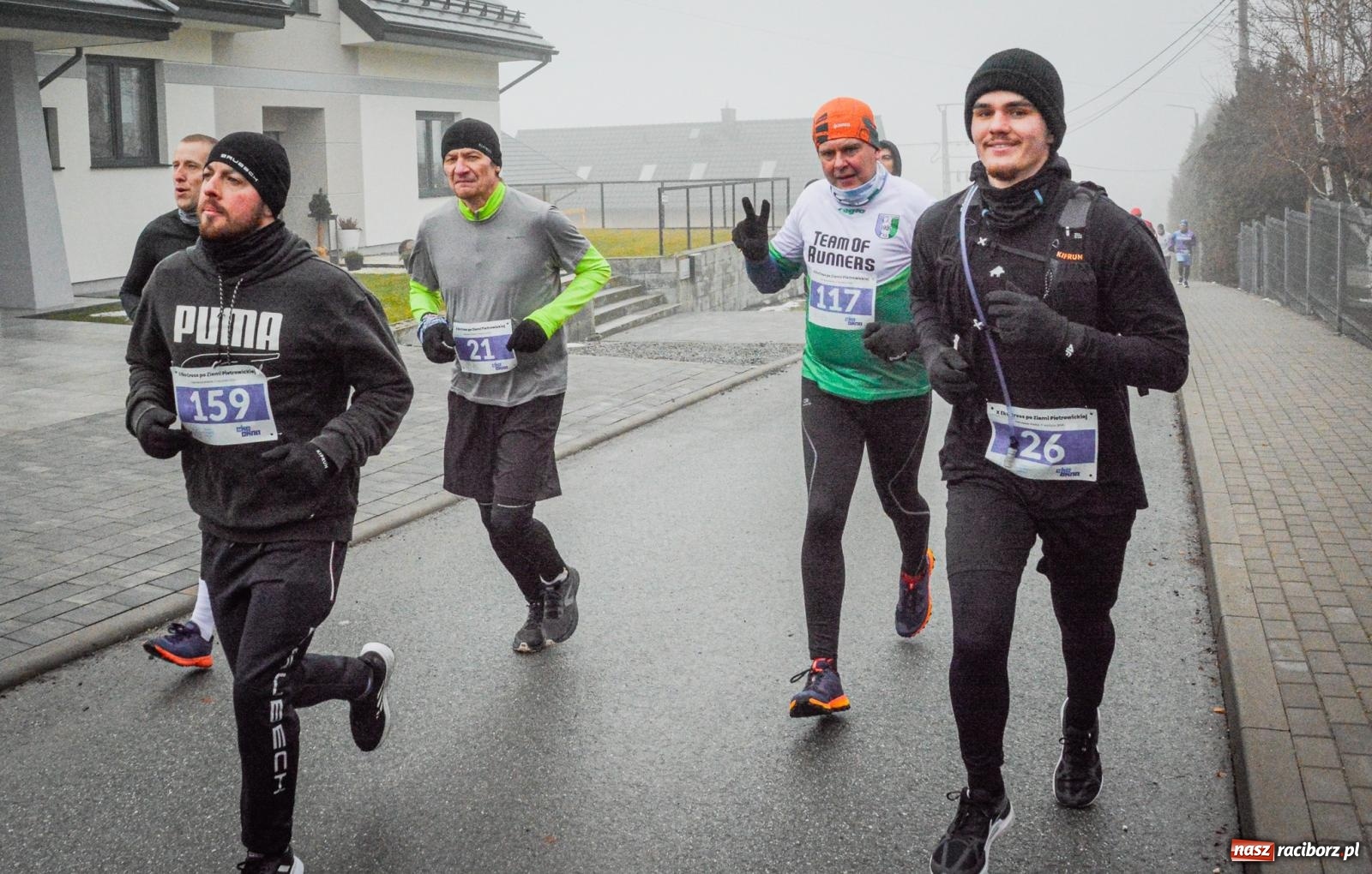 Zdjęcie w galerii na portalu naszraciborz.pl: X Eko Cross po Ziemi Pietrowickiej przyciągnął ponad 200 biegaczy [FOTO i WIDEO] wiadomości z regionu