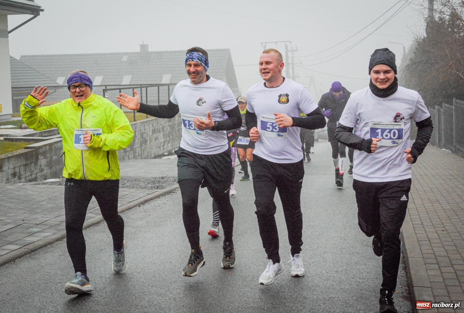 Zdjęcie w galerii na portalu naszraciborz.pl: X Eko Cross po Ziemi Pietrowickiej przyciągnął ponad 200 biegaczy [FOTO i WIDEO] wiadomości z regionu