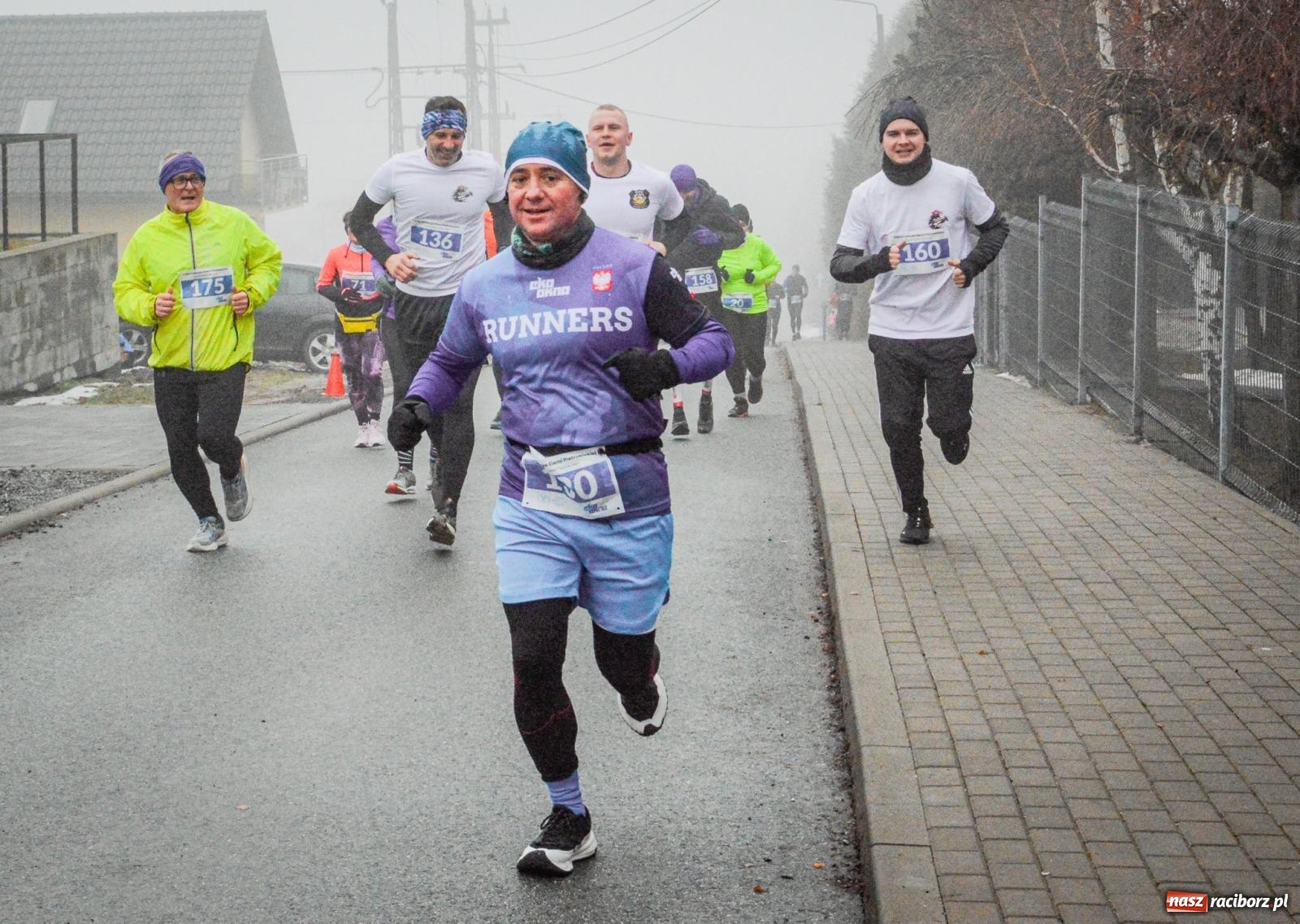 Zdjęcie w galerii na portalu naszraciborz.pl: X Eko Cross po Ziemi Pietrowickiej przyciągnął ponad 200 biegaczy [FOTO i WIDEO] wiadomości z regionu