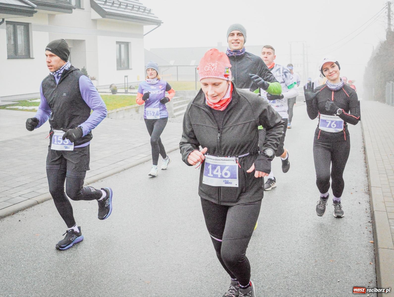 Zdjęcie w galerii na portalu naszraciborz.pl: X Eko Cross po Ziemi Pietrowickiej przyciągnął ponad 200 biegaczy [FOTO i WIDEO] wiadomości z regionu