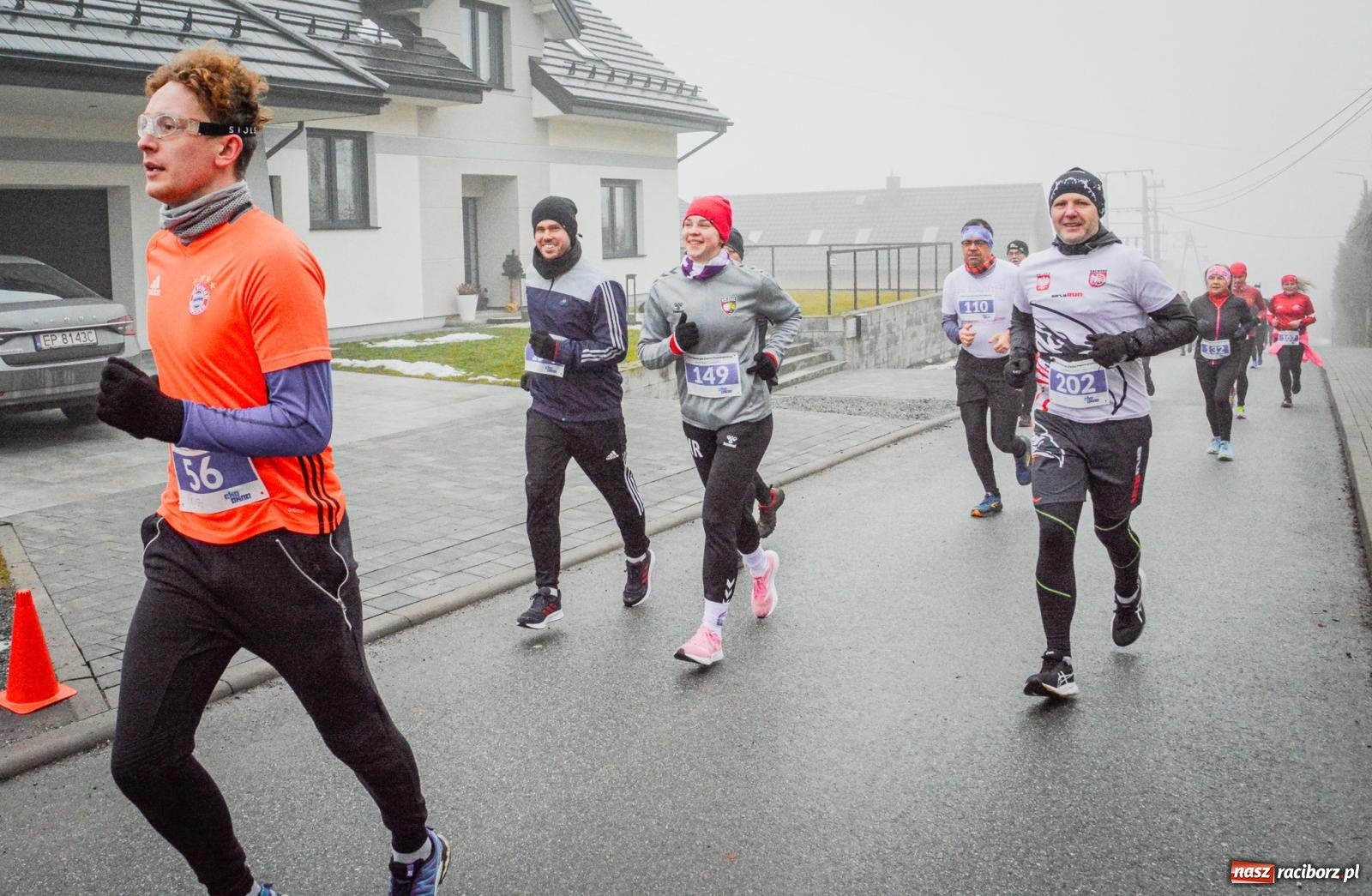 Zdjęcie w galerii na portalu naszraciborz.pl: X Eko Cross po Ziemi Pietrowickiej przyciągnął ponad 200 biegaczy [FOTO i WIDEO] wiadomości z regionu