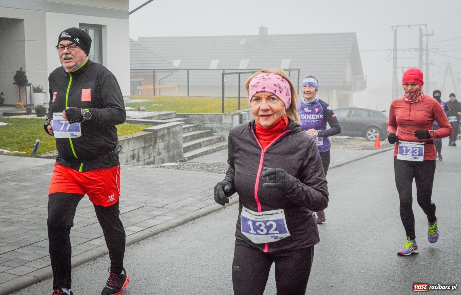 Zdjęcie w galerii na portalu naszraciborz.pl: X Eko Cross po Ziemi Pietrowickiej przyciągnął ponad 200 biegaczy [FOTO i WIDEO] wiadomości z regionu