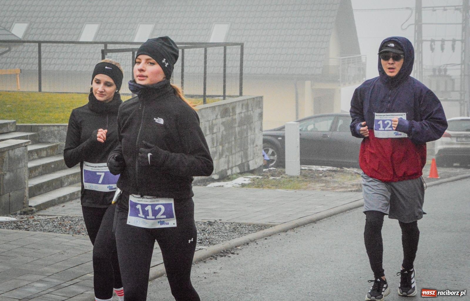 Zdjęcie w galerii na portalu naszraciborz.pl: X Eko Cross po Ziemi Pietrowickiej przyciągnął ponad 200 biegaczy [FOTO i WIDEO] wiadomości z regionu