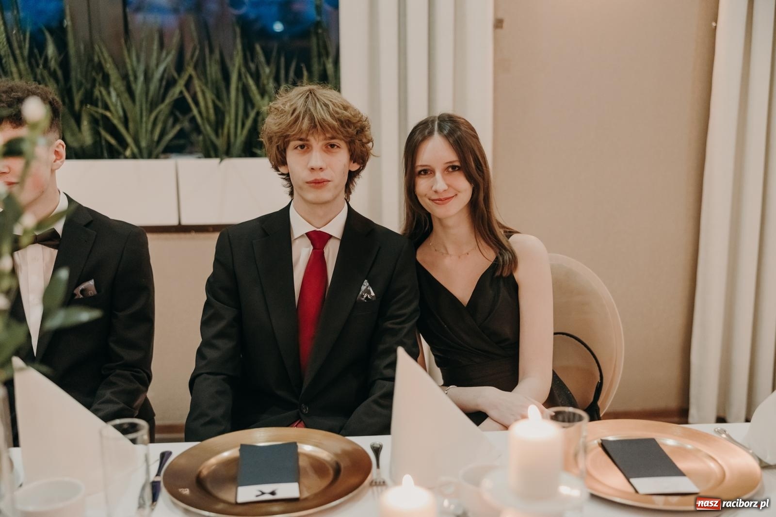 Zdjęcie w galerii na portalu naszraciborz.pl: Najmłodsza i najmniejsza studniówka. DLO bawi się w AquaBraxie [FOTO i WIDEO] wiadomości z regionu