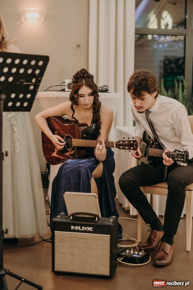 Zdjęcie w galerii na portalu naszraciborz.pl: Najmłodsza i najmniejsza studniówka. DLO bawi się w AquaBraxie [FOTO i WIDEO] wiadomości z regionu