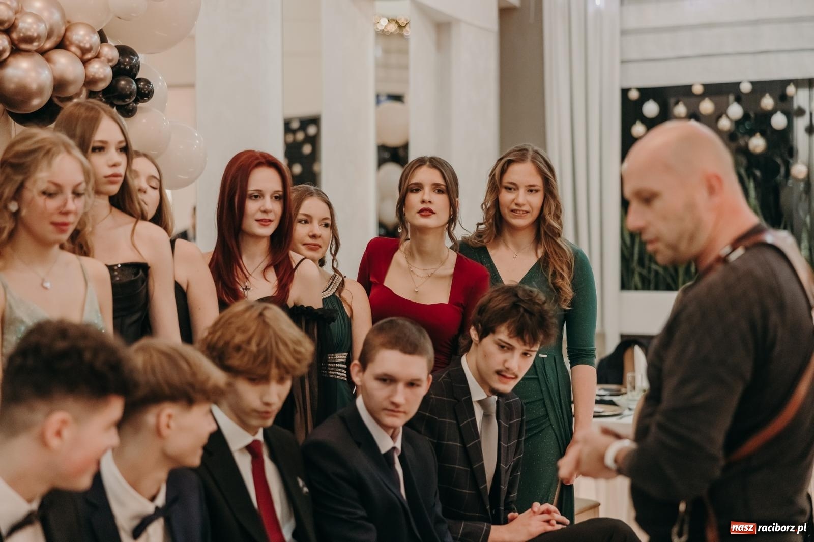 Zdjęcie w galerii na portalu naszraciborz.pl: Najmłodsza i najmniejsza studniówka. DLO bawi się w AquaBraxie [FOTO i WIDEO] wiadomości z regionu