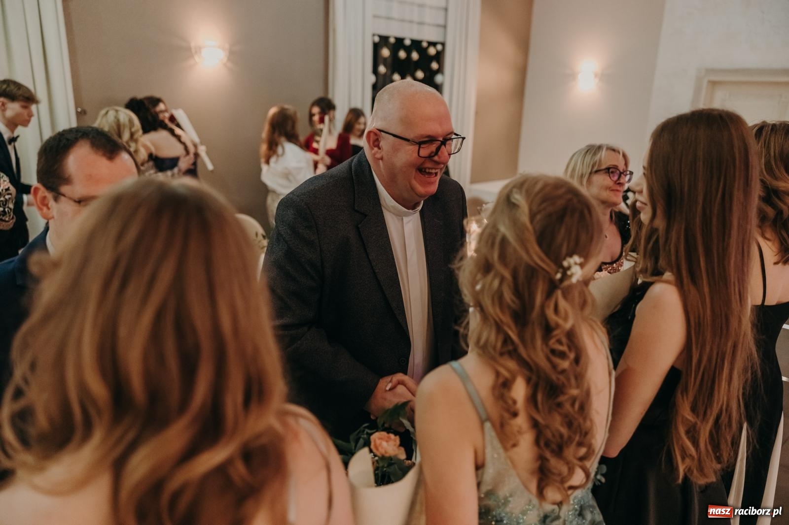 Zdjęcie w galerii na portalu naszraciborz.pl: Najmłodsza i najmniejsza studniówka. DLO bawi się w AquaBraxie [FOTO i WIDEO] wiadomości z regionu