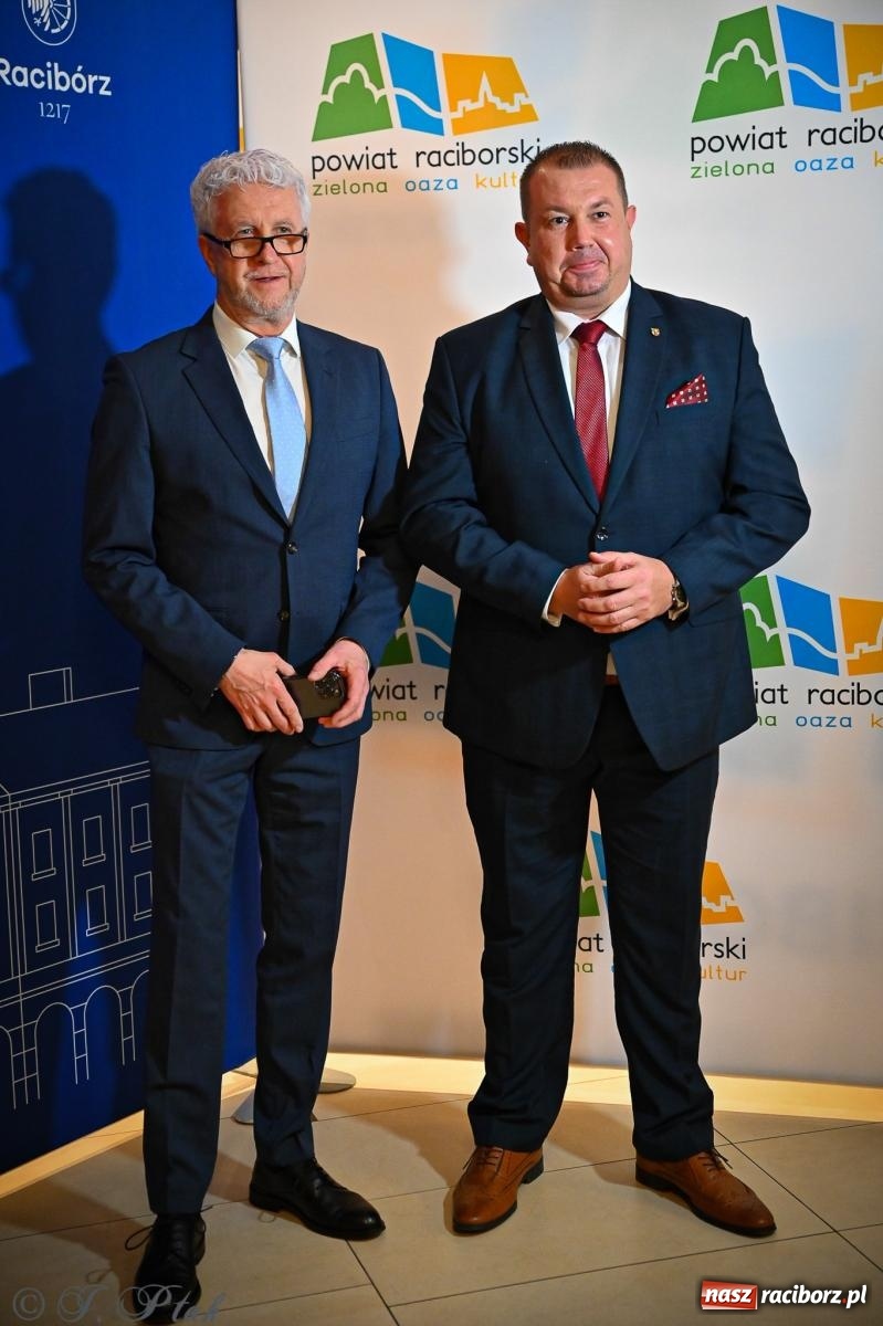 Zdjęcie w galerii na portalu naszraciborz.pl: Power of Winds na koncercie noworocznym w RCK. Muzyczne otwarcie roku w Raciborzu z życzeniami od włodarzy [FOTO i WIDEO] wiadomości z regionu