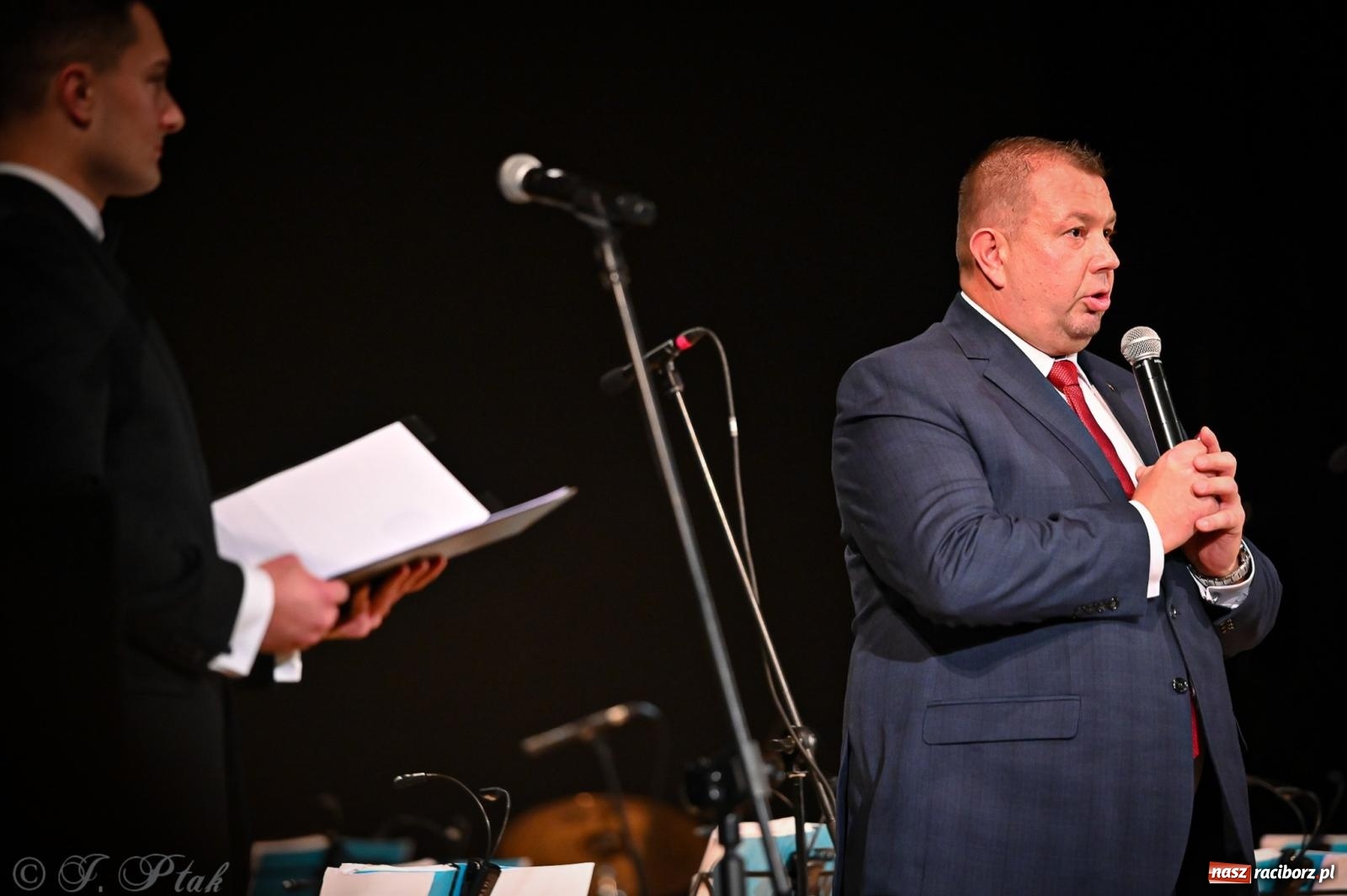 Zdjęcie w galerii na portalu naszraciborz.pl: Power of Winds na koncercie noworocznym w RCK. Muzyczne otwarcie roku w Raciborzu z życzeniami od włodarzy [FOTO i WIDEO] wiadomości z regionu