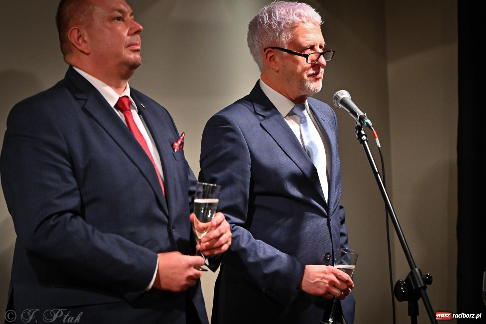 Zdjęcie w galerii na portalu naszraciborz.pl: Power of Winds na koncercie noworocznym w RCK. Muzyczne otwarcie roku w Raciborzu z życzeniami od włodarzy [FOTO i WIDEO] wiadomości z regionu