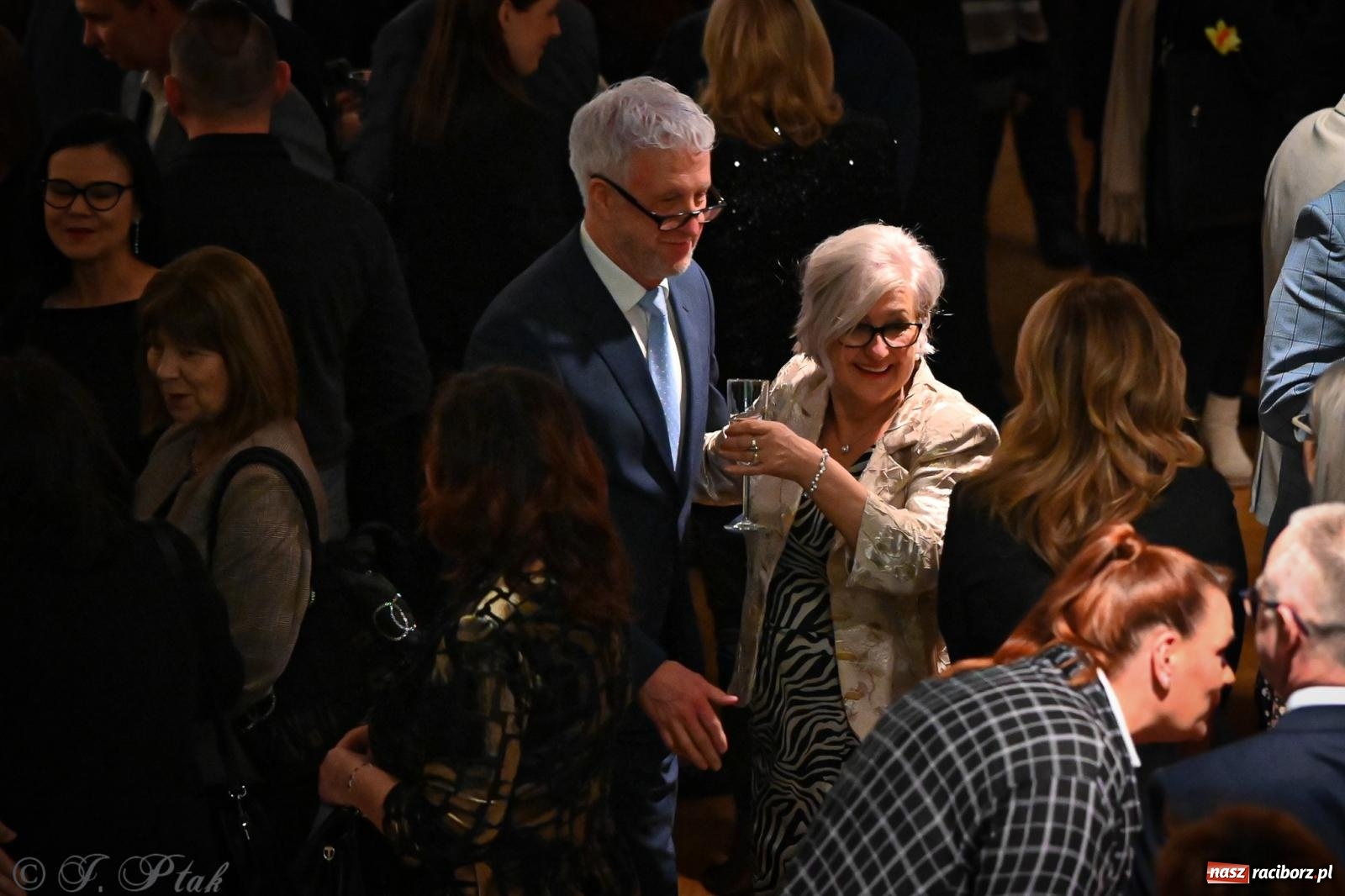 Zdjęcie w galerii na portalu naszraciborz.pl: Power of Winds na koncercie noworocznym w RCK. Muzyczne otwarcie roku w Raciborzu z życzeniami od włodarzy [FOTO i WIDEO] wiadomości z regionu