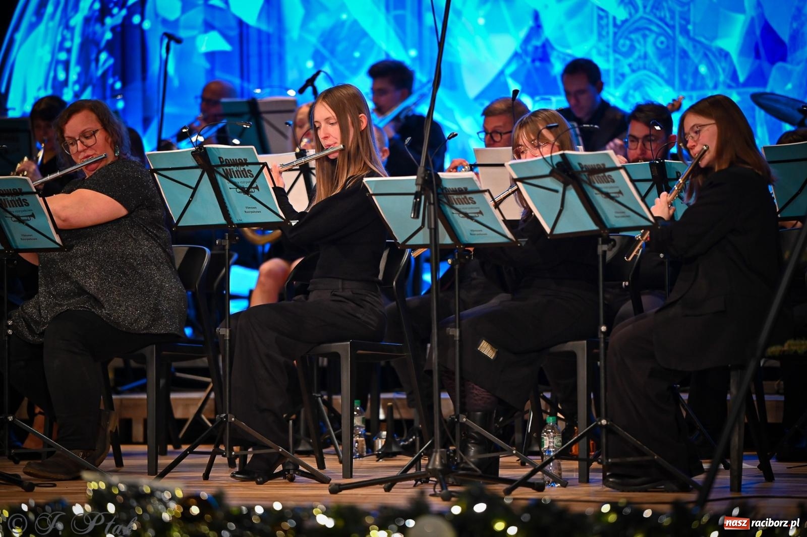 Zdjęcie w galerii na portalu naszraciborz.pl: Power of Winds na koncercie noworocznym w RCK. Muzyczne otwarcie roku w Raciborzu z życzeniami od włodarzy [FOTO i WIDEO] wiadomości z regionu
