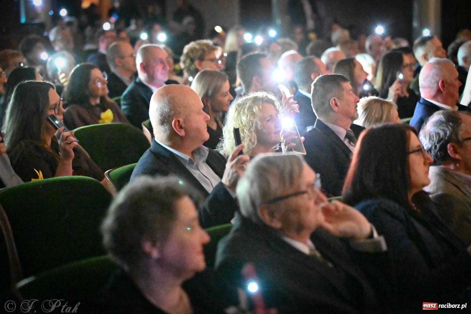 Zdjęcie w galerii na portalu naszraciborz.pl: Power of Winds na koncercie noworocznym w RCK. Muzyczne otwarcie roku w Raciborzu z życzeniami od włodarzy [FOTO i WIDEO] wiadomości z regionu
