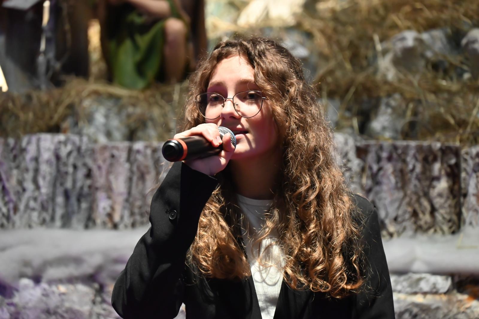 Zdjęcie w galerii na portalu naszraciborz.pl: Koncert Laureatów  XXI Przeglądu Kolęd i Pastorałek Święta z Kolędą – Weihnachten mit Weihnachtsliedern w Tworkowie wiadomości z regionu