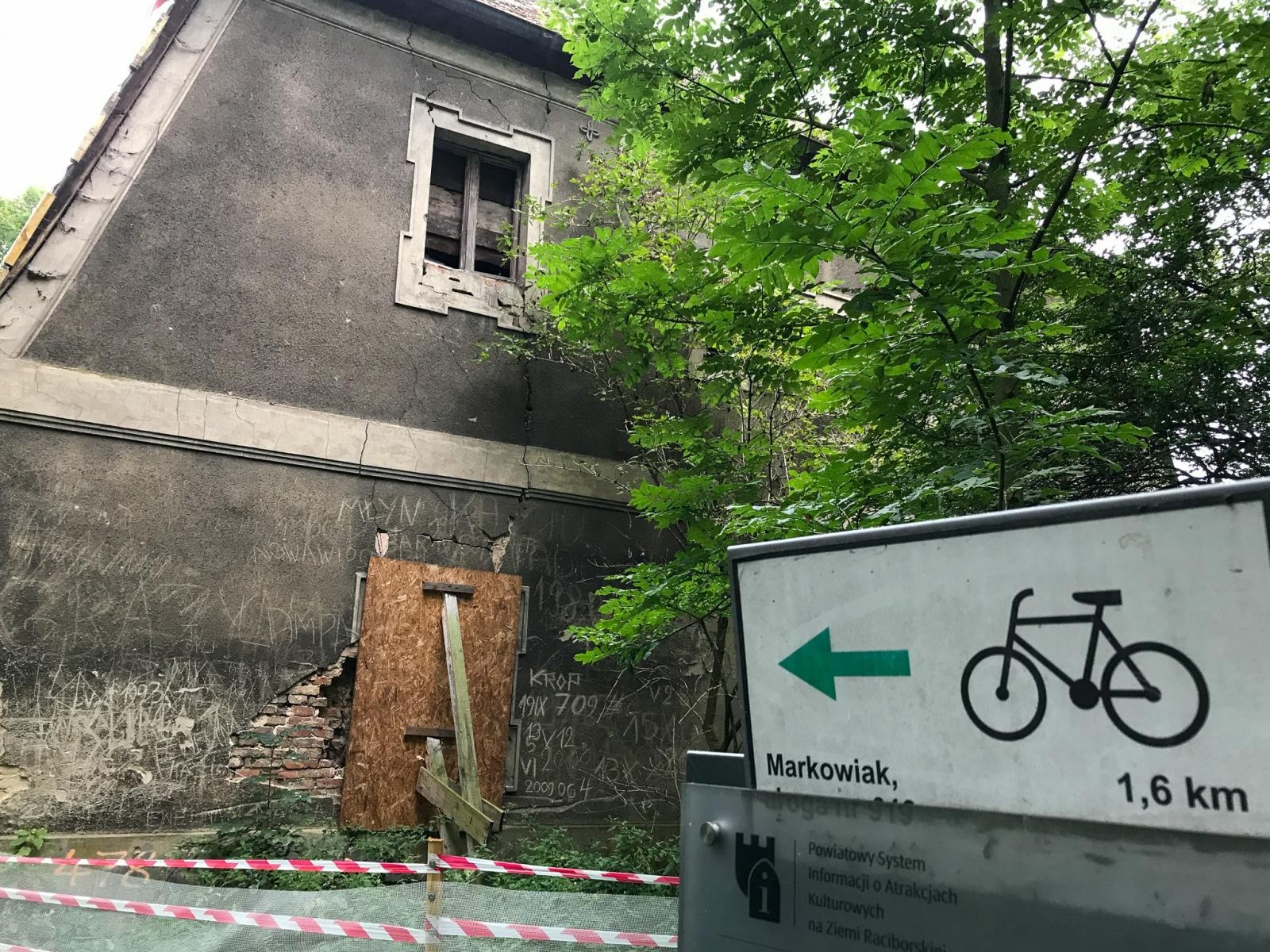 Zdjęcie w galerii na portalu naszraciborz.pl: Pałacyk w Łężczoku odzyskuje blask [FOTO] wiadomości z regionu