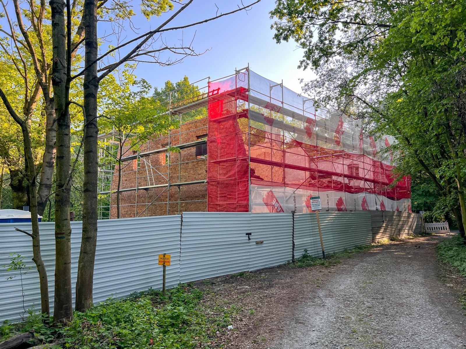 Zdjęcie w galerii na portalu naszraciborz.pl: Pałacyk w Łężczoku odzyskuje blask [FOTO] wiadomości z regionu