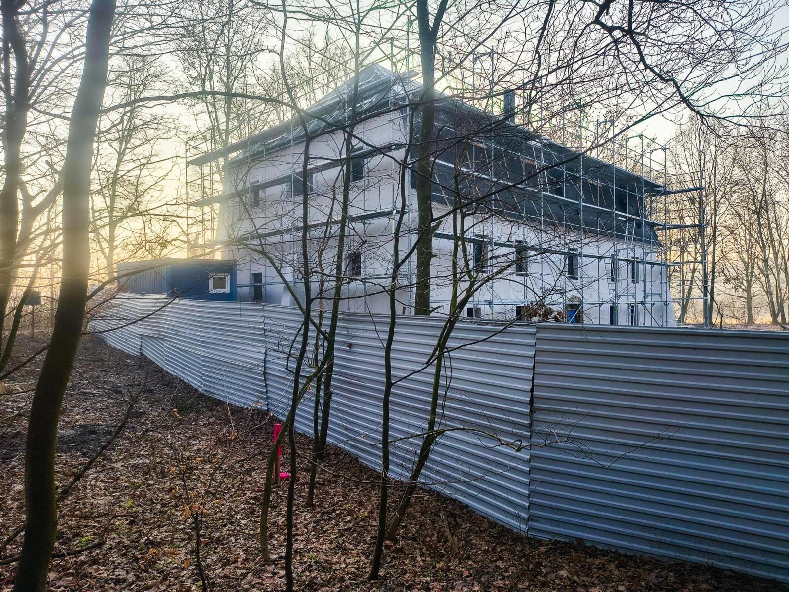 Zdjęcie w galerii na portalu naszraciborz.pl: Pałacyk w Łężczoku odzyskuje blask [FOTO] wiadomości z regionu