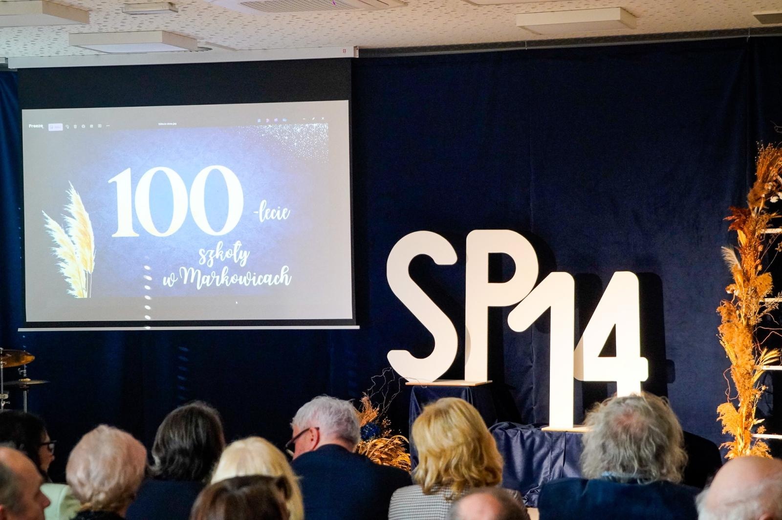 Zdjęcie w galerii na portalu naszraciborz.pl: 100 lat Szkoły Podstawowej nr 14 w Raciborzu Markowicach wiadomości z regionu