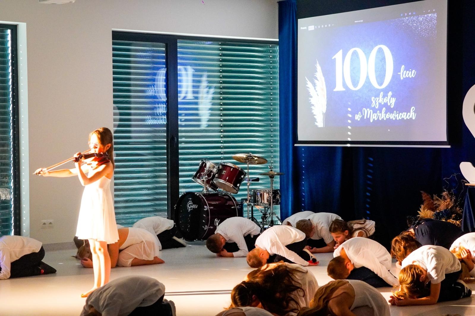 Zdjęcie w galerii na portalu naszraciborz.pl: 100 lat Szkoły Podstawowej nr 14 w Raciborzu Markowicach wiadomości z regionu